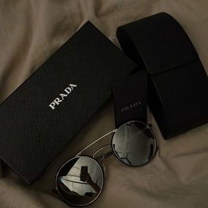 AUTHENTIC PRADA ROUND SUNGLASSES